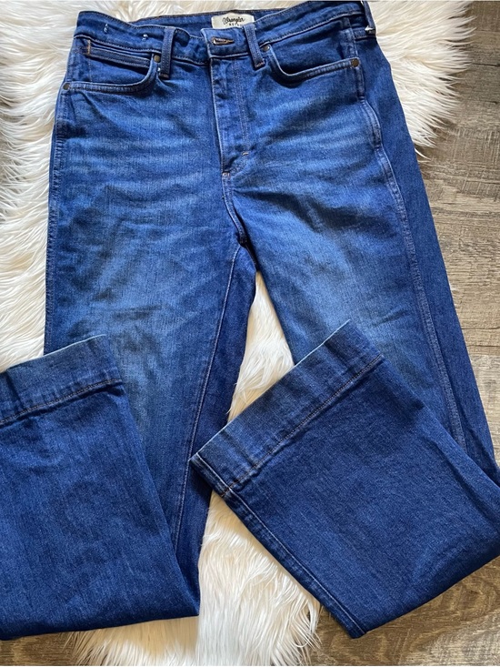 Wrangler Denim - Wrangler Retro Women’s Blue Wide-Leg Trouser Jeans - Flared Hem